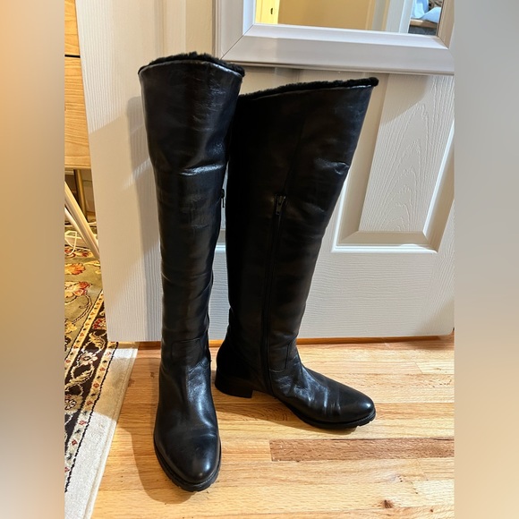 Knee high black shearling lined women’s winter boots - Picture 1 of 4